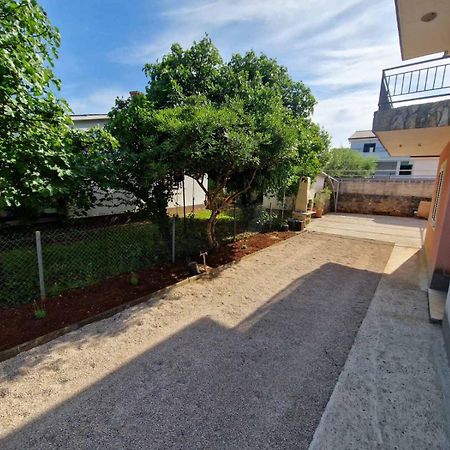 Apartments Porat Rom bilde